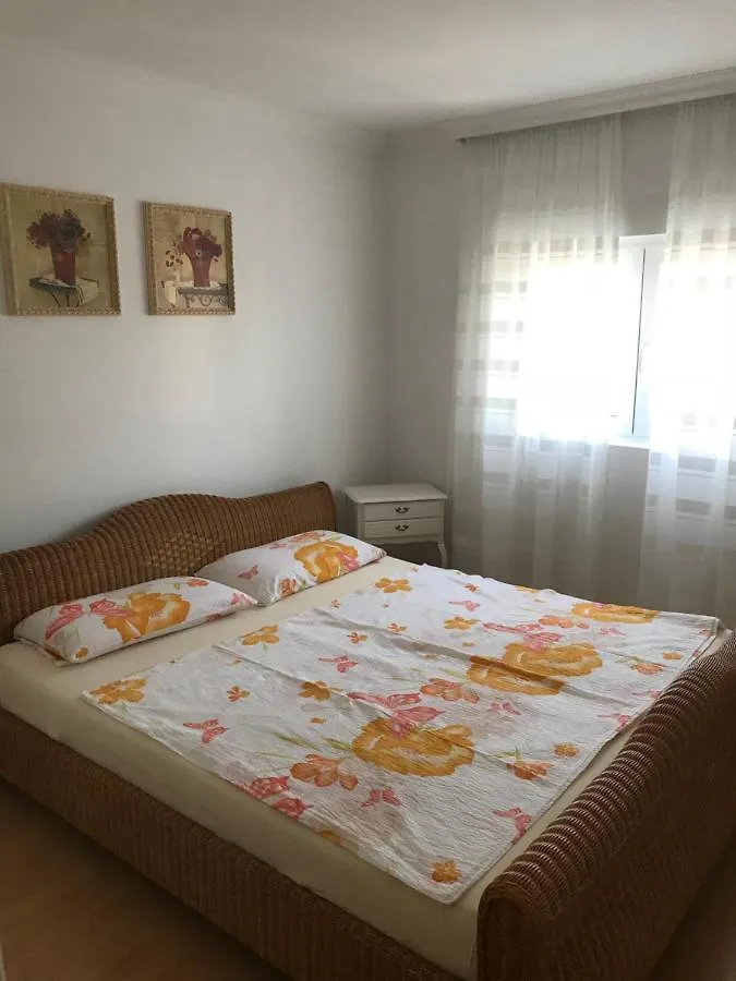 Apartment Marie Vrsi
