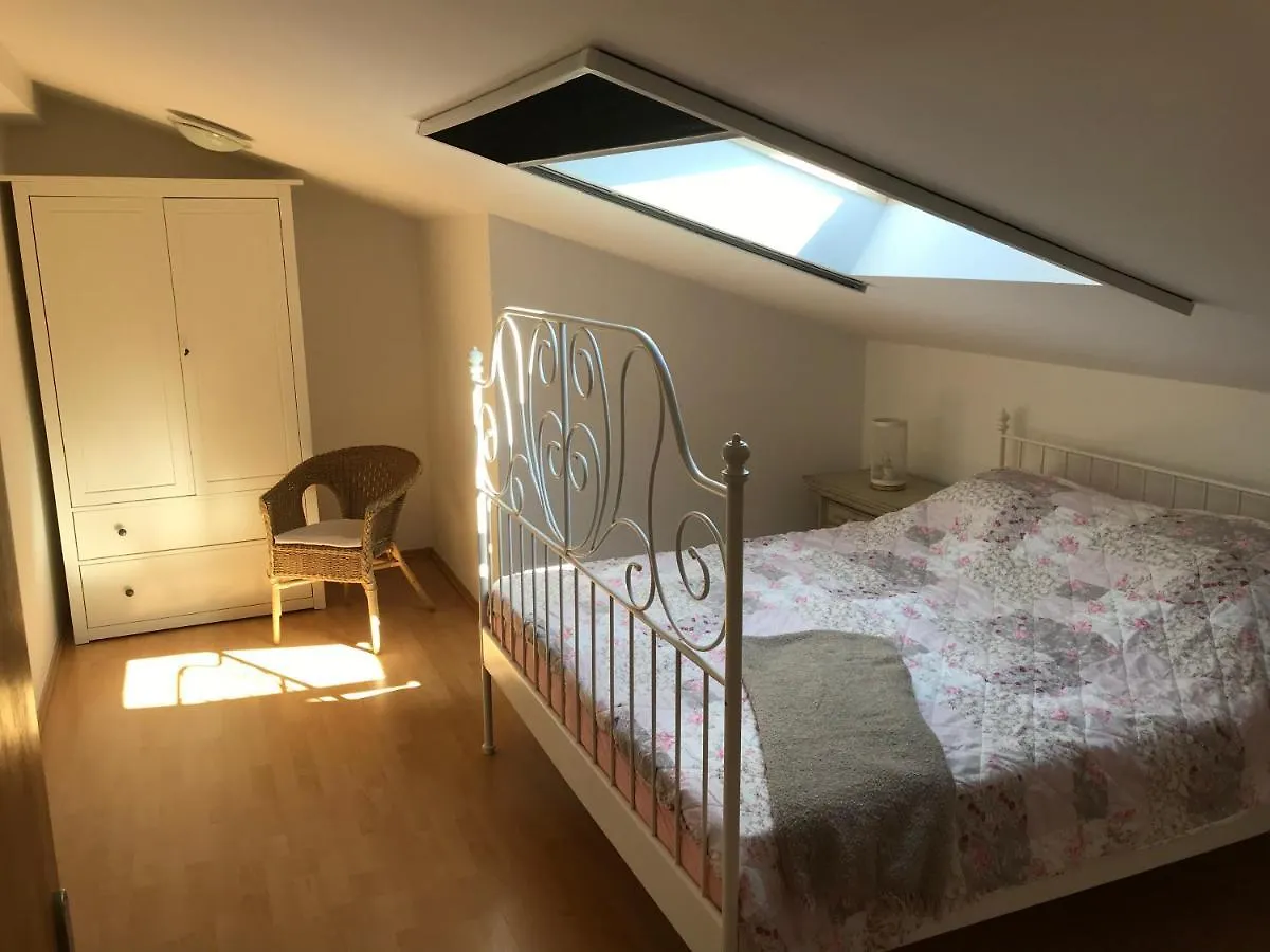 Apartment Marie Vrsi
